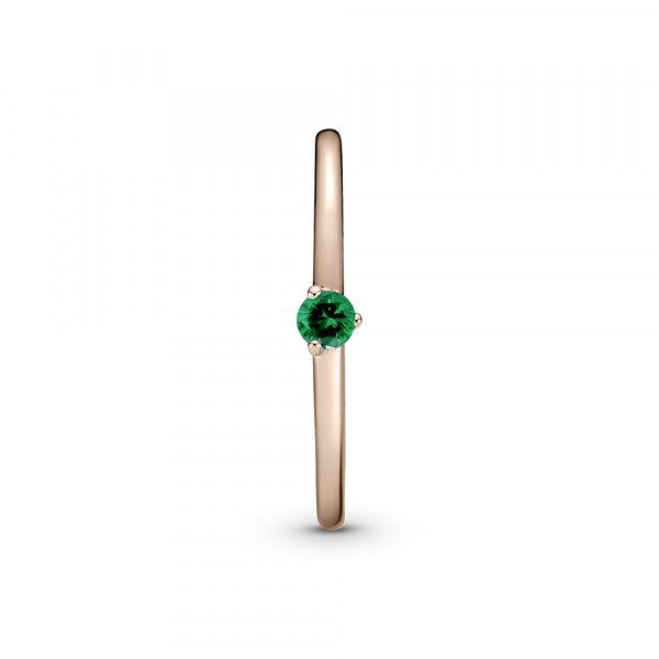 Prsten sa zelenim kamenčićem 