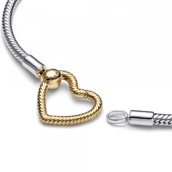 Pandora Moments Heart Closure Snake Chain Bracelet 