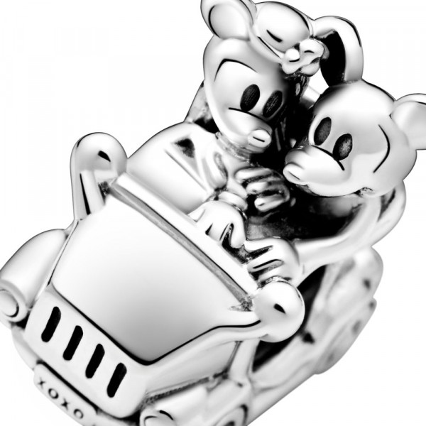 Disney, Minnie Mouse & Mickey Mouse Car Charm 