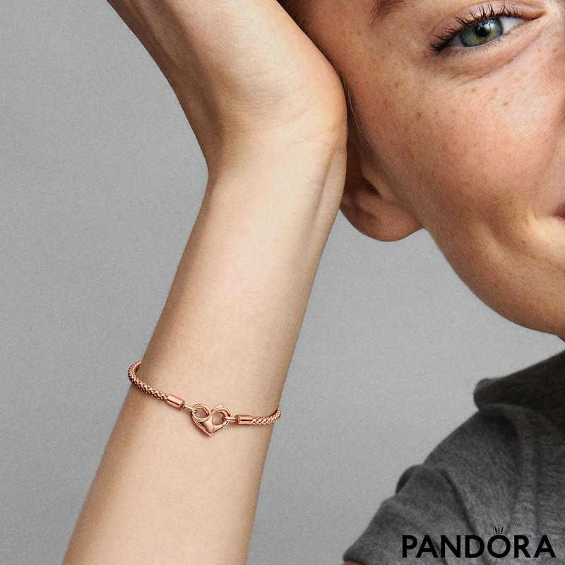 Narukvica Pandora Moments od lančića sa isprepletenim nitima 