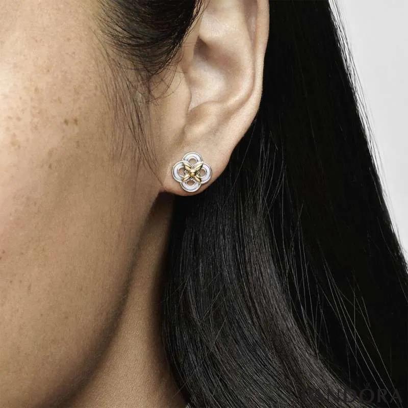 Two-tone Flower Stud Earrings 