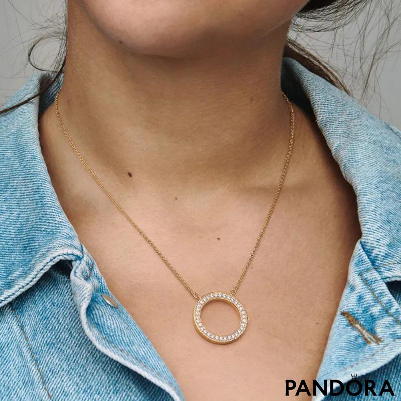 Ogrlica sa privjeskom Pandora Signature pavé srce i krug 