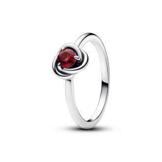 Birthstone srpanj - prsten s crvenim kamenom